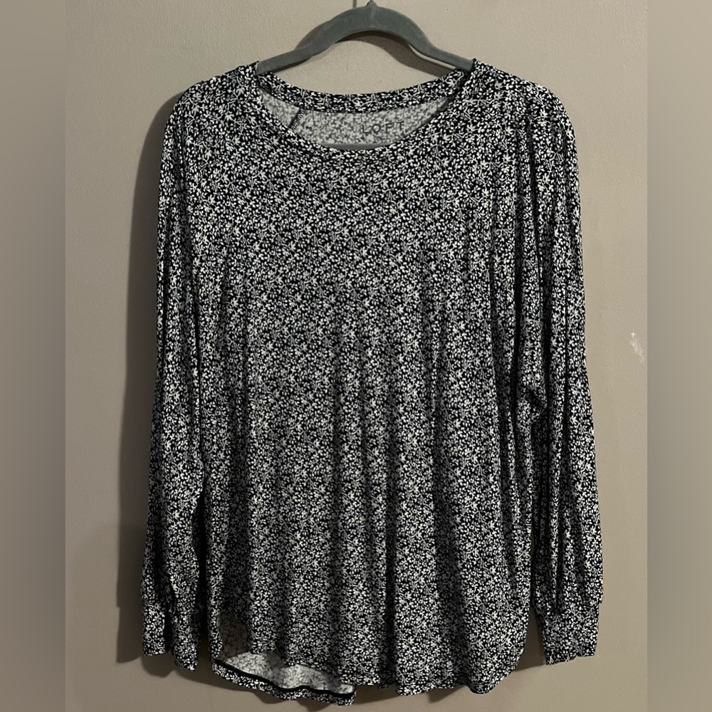 $6❤️Bundled LOFT Shirt